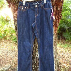 NWT Inc Womans Jeans Mid rise Curvy Fit Bootleg Size 8 Rhinestone buttons